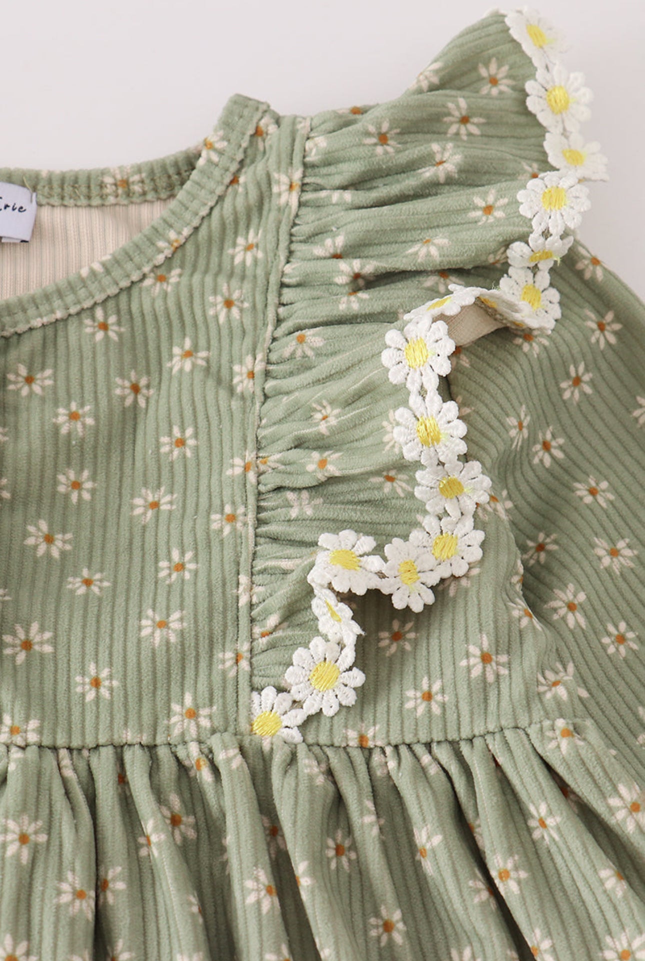 Cottage Green Daisy Set