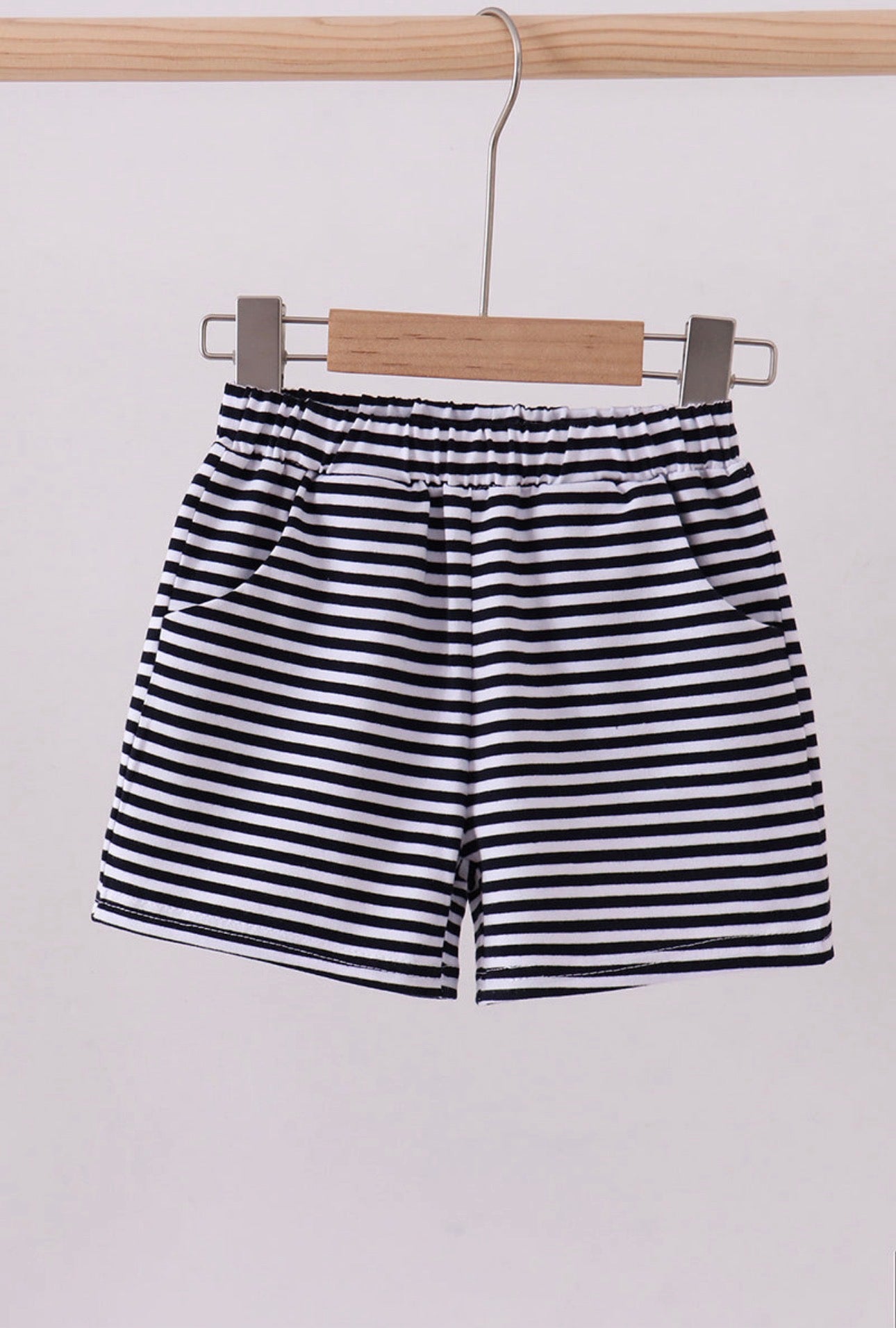 Basic Stripe Shorts – Navy