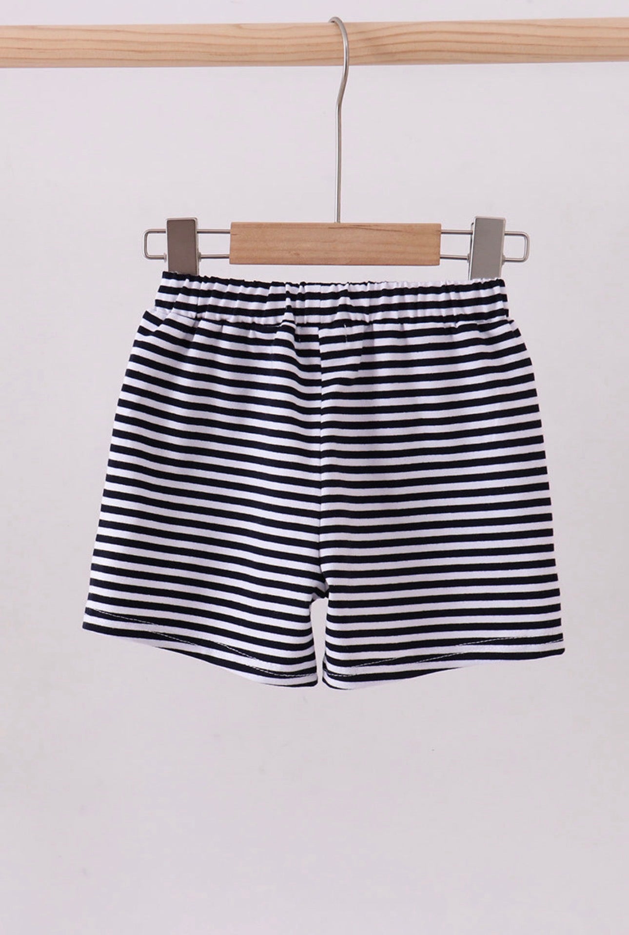 Basic Stripe Shorts – Navy