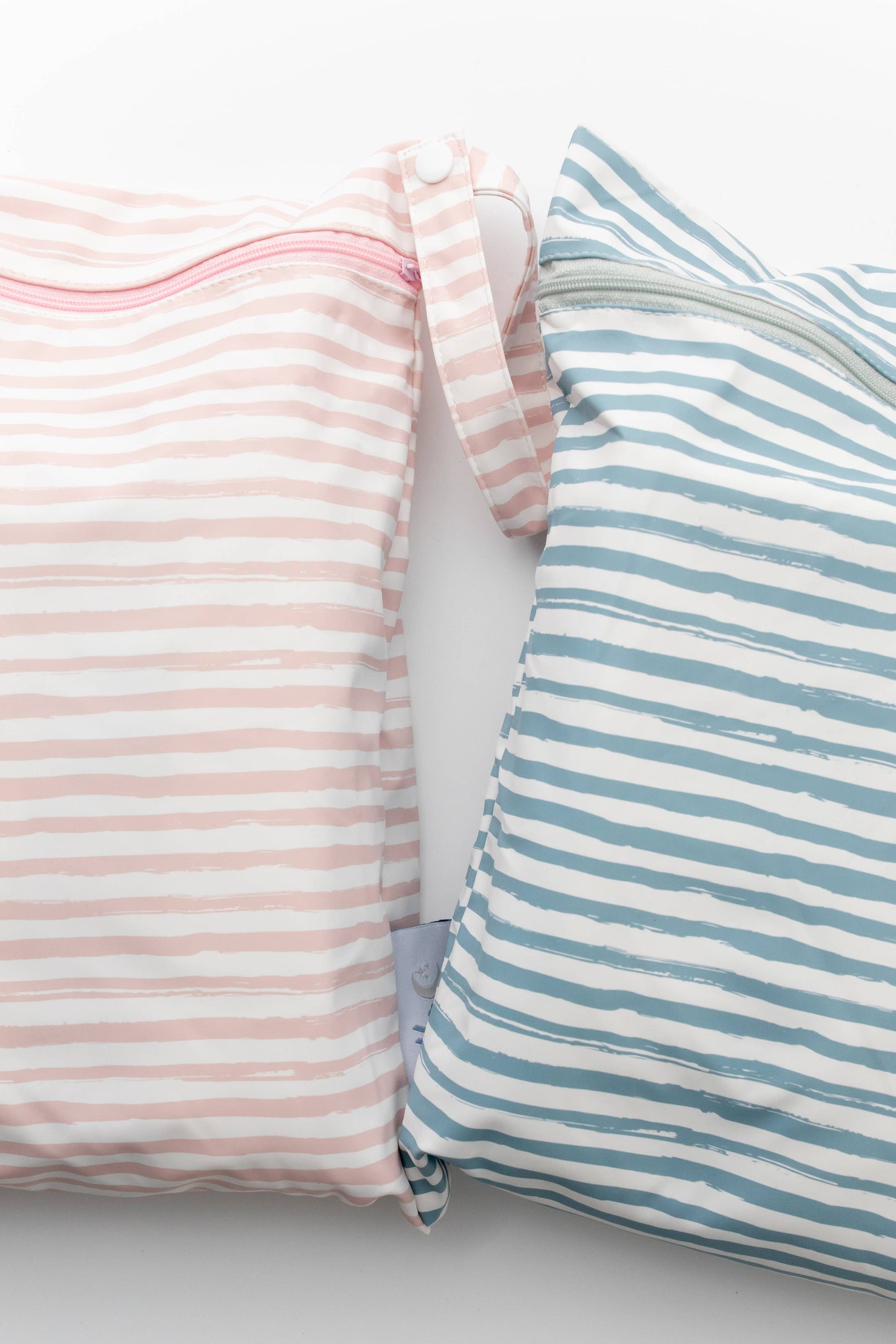 The Maverick Kids Beach Towel + Wet Bag Set